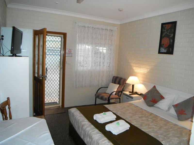Bondi Motel Moree Bagian luar foto